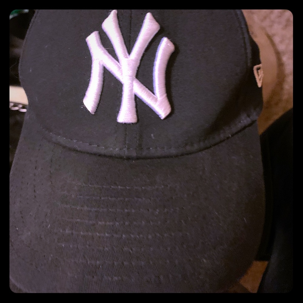 Youth Yankees hat